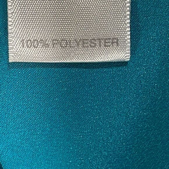 NWOT Avenue blue sleeveless tank. Size 22/24 (2X). - Picture 8 of 8